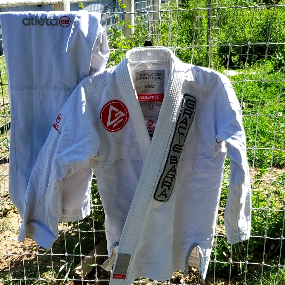 Gracie Barra gi A0